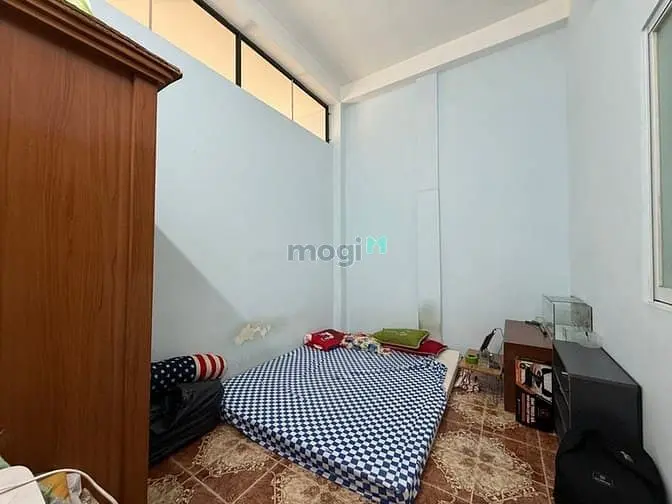 Bán Nhà Sát Mặt Tiền Cmt8 - 3 Tầng Nở Hậu - 48M2 - 9X Tỷ
