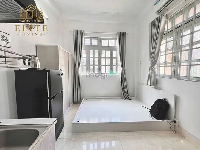 Căn Hộ Full Nt Cửa Sổ Thoáng Gần Đh Kinh Tế Ueh, Đh Huflit, Đh Mở Hcm