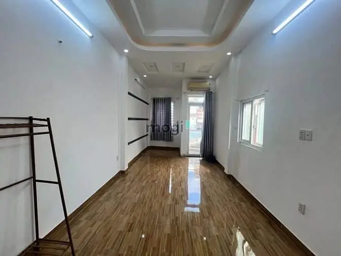 Khách: 🏠 Bán Nhà Trường Sa 53M2, Dài 12.3M, 1 Trệt 1 Lầu, Giá 2 Tỷ 68
