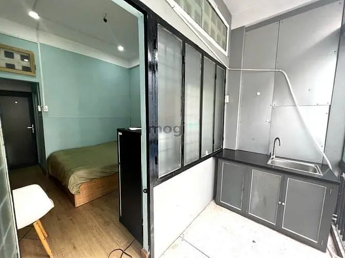 Căn Hộ Ban Công Full Nt Gần Đh Kinh Tế Ueh, Đh Kiến Trúc, Đh Mở Tphcm