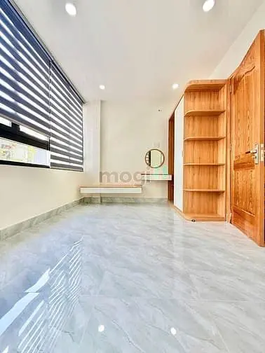 Bán Nhà Mtkd Tân Bình - Ngang 4.5M 3 Tầng - 5X Tỷ