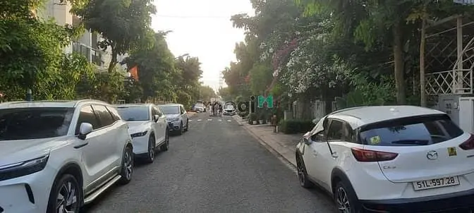 Nhà Thô Mega Village Khang Điền Q9 - Tiện Làm Kho Chứa Hàng - 3 Tầng