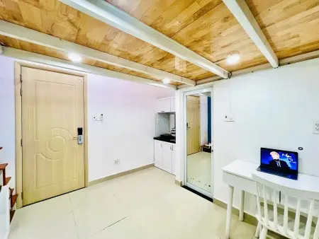 Phòng Gác Lửng Mới Ngay Âu Cơ Lạc Long Quân – Giá Tốt