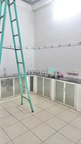 Mặt Tiền Kinh Doanh Sầm Uất, 4Pn 4Wc | Bình Tân