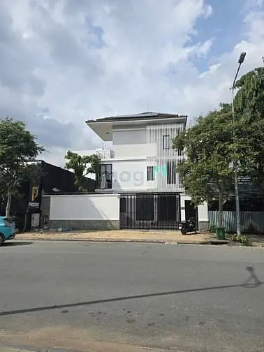 Cho Thuê Biệt Thự Siêu Đẹp Đường Lê Hữu Kiều Phường Bình Trưng Quận 2