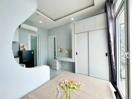 Phòng Studio Cao Cấp Thiết Kế Hiện Đại, Full Nội Thất, Ban Công Thoáng, Ánh Sáng Tự Nhiên