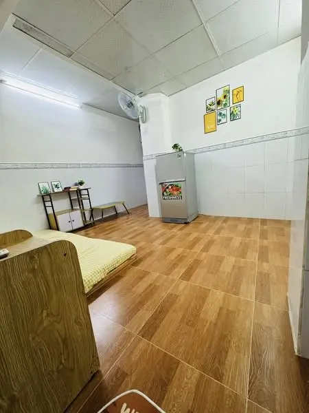 Phòng Đẹp 20M2 Đủ Nội Thất Ngay Đh Văn Hiến 517 Kênh Tân Hóa Q. Tân Phú.