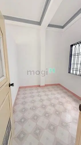 Bán Nhà 3 Tầng Ngay Chợ Vải - Lạc Long Quân - 66M2 - Nhỉnh 9 Tỷ