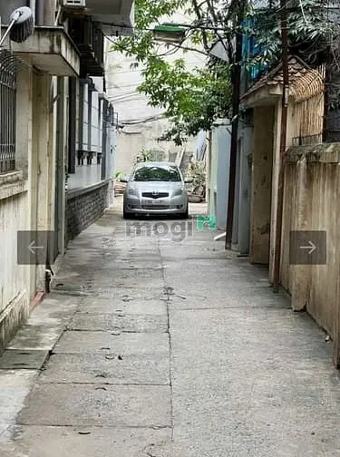 Trung Tâm Cầu Giấy -Lô Góc -40M -Ôtô Đỗ -6 Tầng Thang Máy-Ngõ Thông