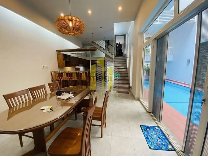 Biệt Thự Thảo Điền Có Hồ Bơi- Gần Trường Bis Giá Thuê 3500Usd Gồm Thuế