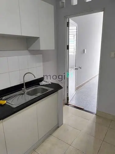 Chung Cư Phú Thạnh, Nguyễn Sơn, Tp: 2Pn, 65M2, Nhà Trống, 7,5Tr