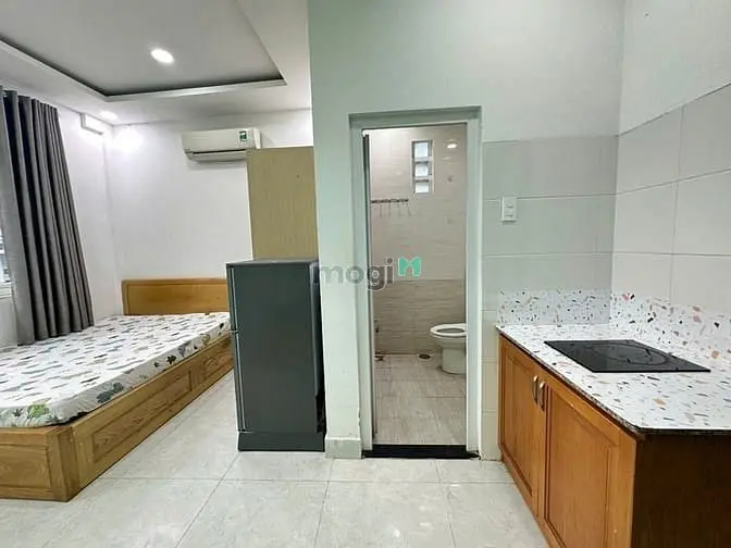 Căn Hộ Full Nt Ban Công Trung Tâm Quận 10 Gần Đh Huflit, Đh Kinh Tế