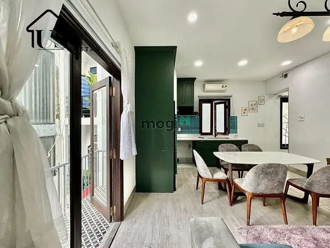 Cho Thuê 2 Phòng Ngủ 1 Phòng Khách 1Wc Ban Công Ngay Huỳnh Văn Bánh Pn