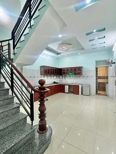 Nhà Gò Xoài 4,5X22 3 Lầu 5Pn 5Wc Sân Thượng Hẻm Xe Tải