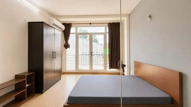 1Pn Ban Công Võ Thị Sáu Tân Định Quận 1 Đối Diện Công Viên Lê Văn Tám