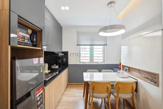 Studio Cửa Sổ Full Nội Thất Tách Bếp Ngay Nguyễn Bỉnh Khiêm Quận 1