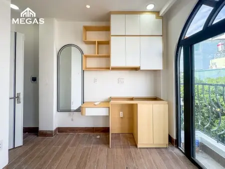 Studio Mới Xây 100% - Thang Máy, Full Nội Thất Ngay Chợ Thạch Đà
