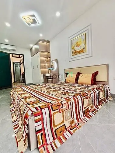 Nhà Đẹp Long Lanh Ngõ Minh Khai, Giá 6.45 Tỷ, Hơn 26M2X3T, Lô Góc