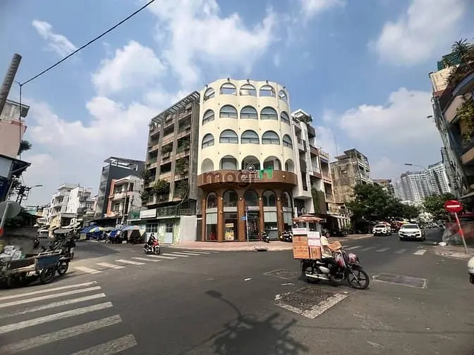 Cho Thuê Nhà Góc 2Mt 91 Phó Cơ Điều - Tân Khai - 6 Tầng Thang Máy