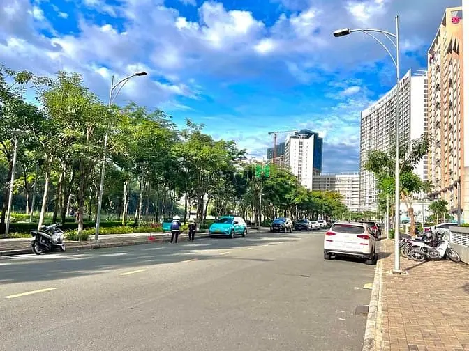 Cho Thuê Shop Midtown Phú Mỹ Hưng Diện Tích 135M2 Giá Rẻ