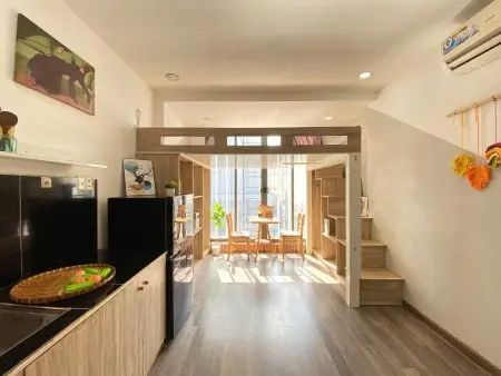 Cho Thuê Phòng Có Gác, Cửa Sổ Trời Lớn - Hồ Văn Huê, Phú Nhuận Gần Sân Bay, Quận 3 Và Quận 1