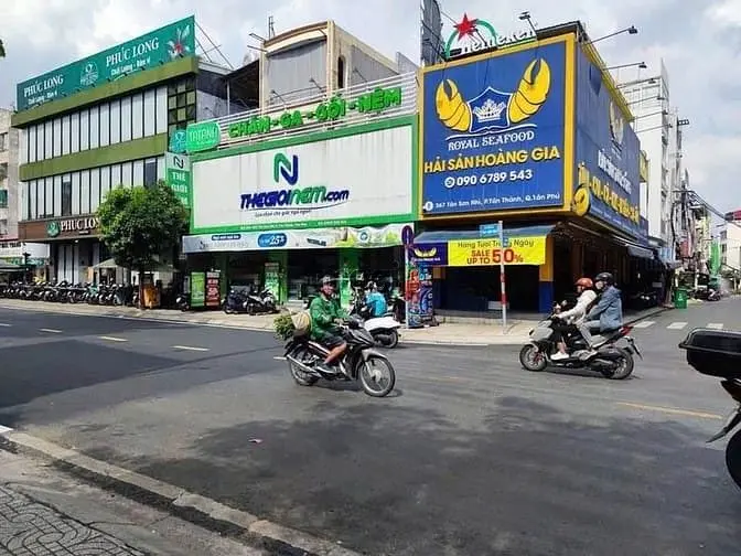 Cho Thuê Góc 2Mt 367 Tân Sơn Nhì - Dtsd 240M2, Gần Chung Cư Gò Dầu