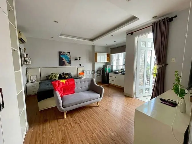 Căn Hộ Đầy Đủ Nội Thất Có Máy Giặt Riêng.