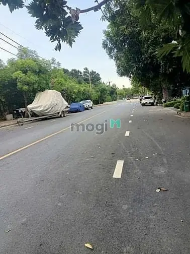 Biệt Thự Sân Vườn Mặt Đường Đô Đốc Tuyết, Pmh Quận 7. 12*18, 80