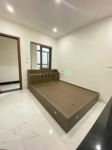 Bán Nhà Ngõ 112 Ngọc Khánh, Giá 10.8 Tỷ, 34M2X5T, 3 Thoáng