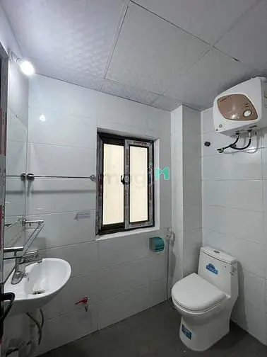 Bán Nhà Ngõ 112 Ngọc Khánh, Giá 10.8 Tỷ, 34M2X5T, 3 Thoáng