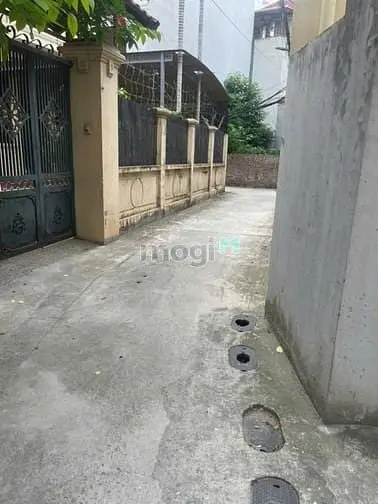 Phố Xuân La – Tây Hồ - 51 M2 – 5 Tầng – Mt 4.2 M – Giá 13.4 Tỷ.
