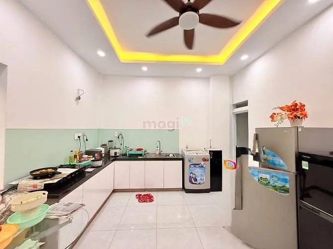Hơn 9 Tỷ - 4 Tầng 100M2 9 Phòng Nguyễn Văn Quá- Đông Hưng Thuận Q12