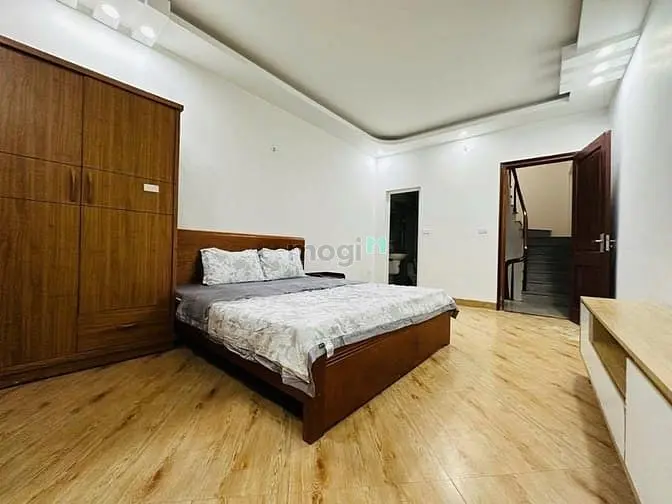 Nhà Đẹp Long Lanh Ngõ Văn Chương, Giá 8.8 Tỷ, 35M2X5T, Ảnh Thật