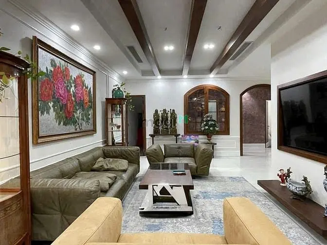 ⭕Cho Thuê Biệt Thự 4 Tầng, Ngay Lương Định Của, 7M Mặt Tiền, 4 Tầng 5P