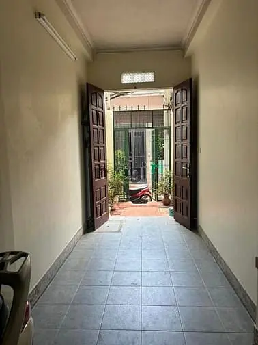 Tôi Cần Bán Nhà Ngõ Thịnh Quang, Giá 8.1 Tỷ, 32M2X5T, Ngõ Thông
