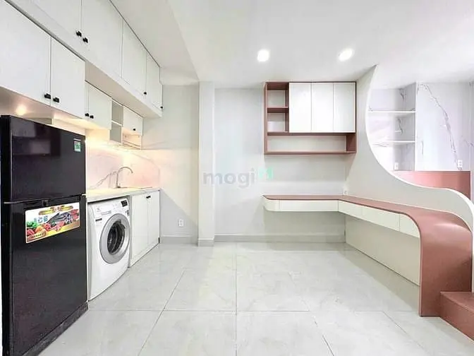 Cho Thuê Căn Hộ Studio Cửa Sổ Lớn - Đầy Đủ Nội Thất Máy Giặt Riêng