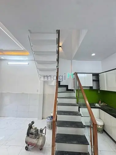 Nhà 1 Trệt 1 Lầu Lê Văn Quới Bình Tân, 58M2 Sử Dụng, 2 Phòng Ngủ, Đẹp