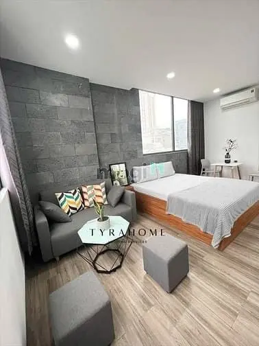 Cho Thuê Studio - Cửa Sổ Tràng Ngập Ánh Sáng