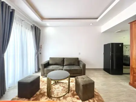 Căn Hộ Ban Công - Máy Giặt Riêng Ngay Ngã 6 Cộng Hòa, Đh Sư Phạm