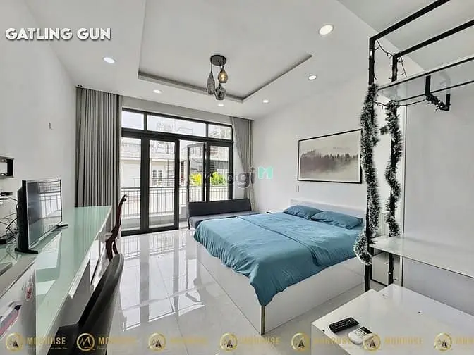 Studio Balcony Thang Máy Full Nội Thất Ngay Hai Bà Trưng