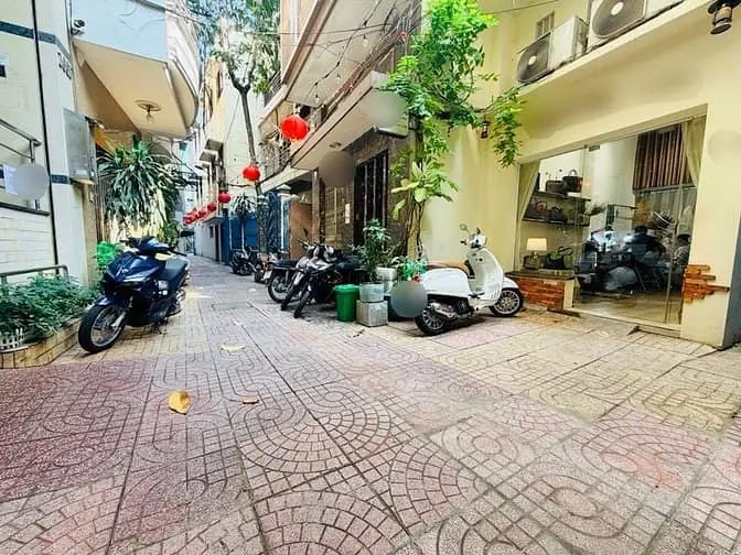 Bán Nhà Hẻm 166 Bùi Thị Xuân Quận 1 30M2 3 Tầng 2 Pn - 6 Tỷ 9