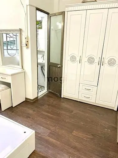 Nhà Đẹp Ngõ Ngọc Thuỵ, Giá 7.85 Tỷ, Hơn 33M2X5T, Ở Luôn