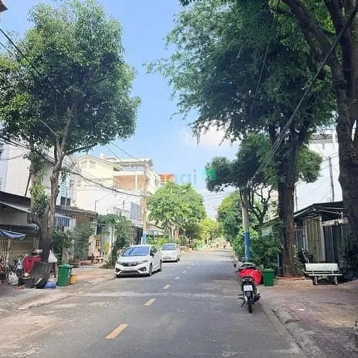 Bán Nhà Phố Liền Kề Mặt Tiền Đường Số 4 P.phước Bình Quận 9