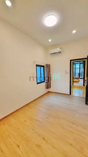 Hẻm Ba Gác - Cạnh Mặt Tiền Nguyễn Duy Dương Quận 10 32M2 2 Tầng 6 Tỷ 5