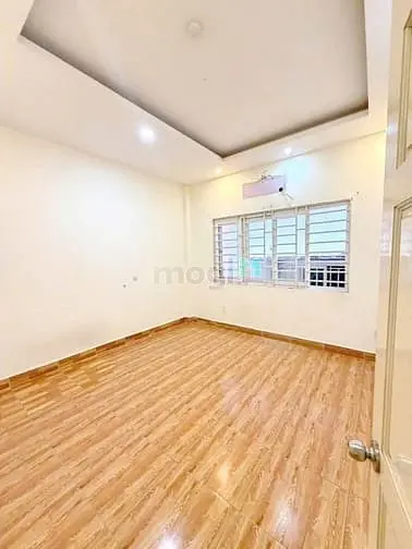 Bán Nhà Quận 8 - Đối Diện Công Viên - 11,6 Tỷ (Tl)