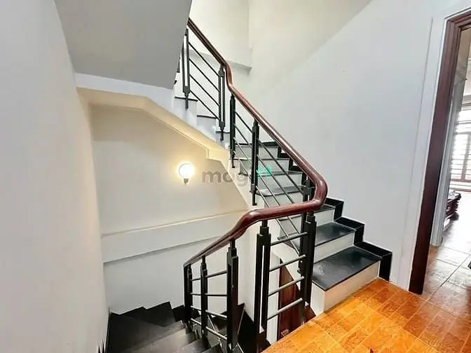 Xuất Cảnh Cần Bán Gấp Nhà 4 Lầu Đẹp Hẻm Xe Hơi 62 Lăm Văn Bền Quận 7