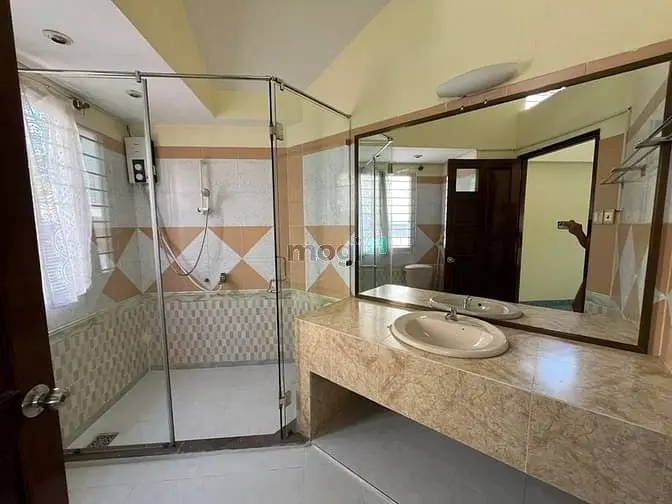 Nhà 1 Trệt 2 Lầu Nguyễn Ư Dĩ, Thảo Điền, Q2 (220M2). Giá Chỉ 35Tr/Th