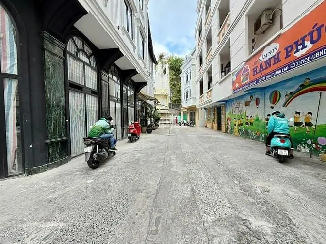 Nhà Cư Xá Đô Thành, Diện Tích Đẹp, Giá Bất Ngờ!