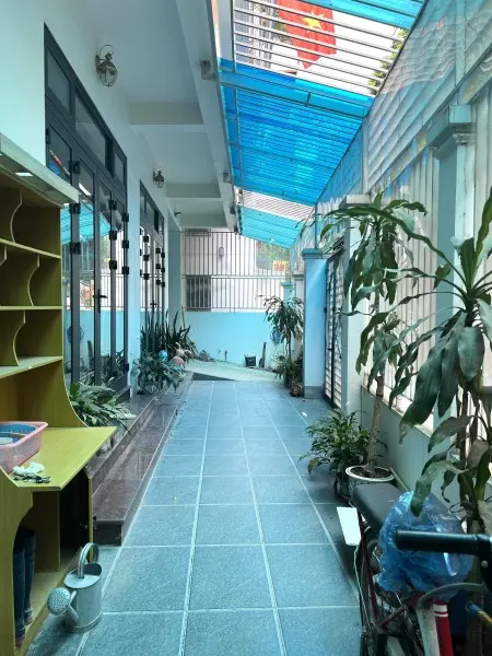 Cho Thuê Nhà 5 Tầng, Diện Tích Gần 40M2, Mới Xây Được 2 Năm.