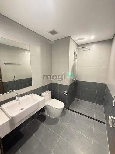 Cho Thuê 1Pn+ The Beverly Nhà Tróng Sẵn Máy Lạnh Gần Vincom, Vinschool